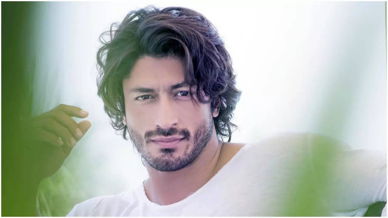 Vidyut Jammwal as Dhalsim