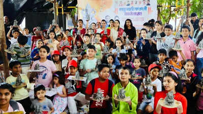 Kids mould eco-friendly Ganesha idols at Kothrud workshop