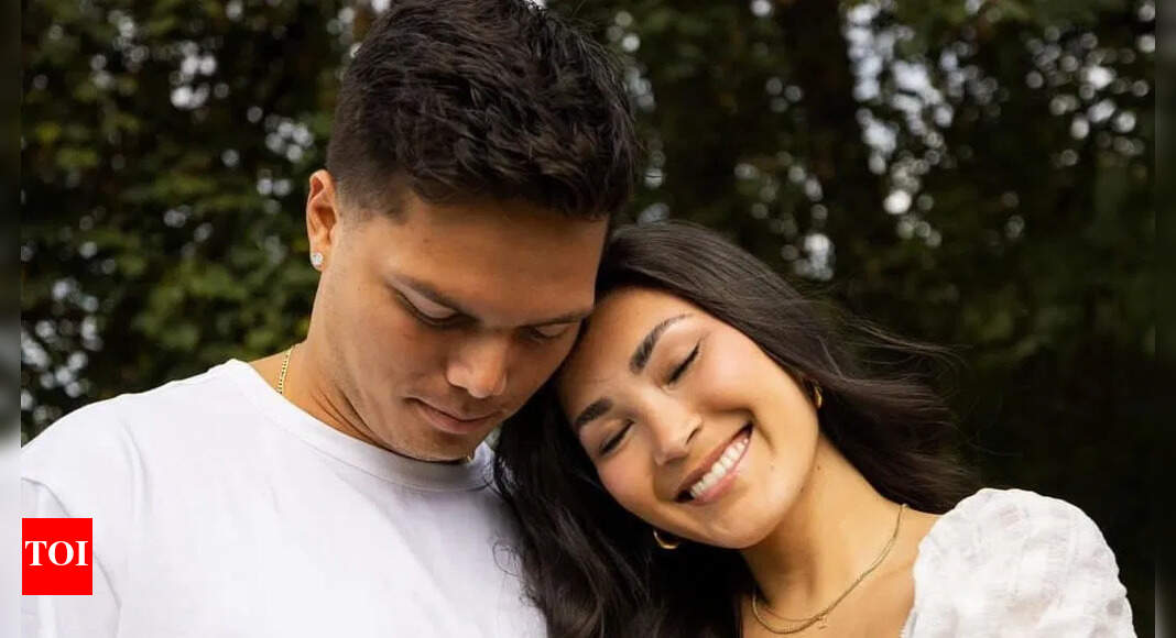 Browns QB Dillon Gabriel joins fiancée Zo Caswell in stylish ‘date night' selfie that fans can’t ignore