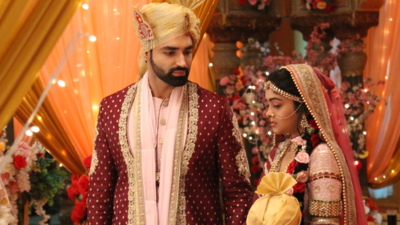 Beendani actor Akash Jagga shoots wedding sequence with an injured foot; says 'I took it as a challenge'