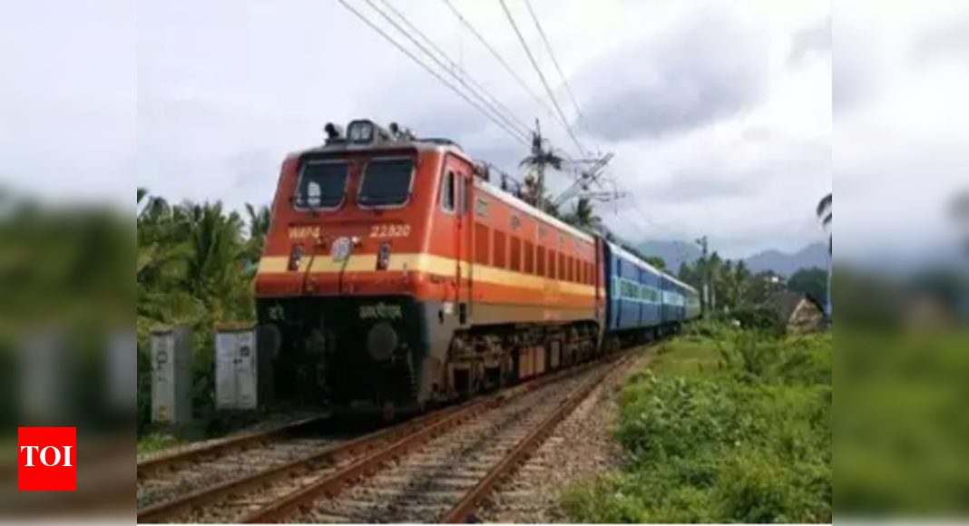 Take up projects along major transport corridors where infra expansion has taken place, govt urges developers Take up projects along major transport corridors where infra expansion has taken place, govt urges developers