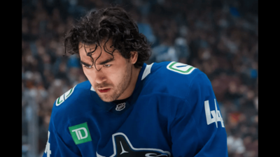 Vancouver Canucks forward Kiefer Sherwood changes agents ahead of 2025-26 NHL season and UFA summer