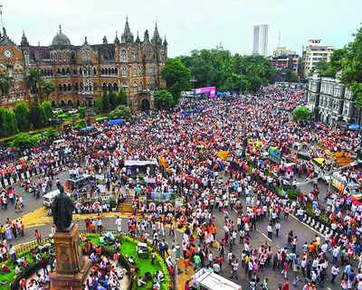 jarange-begins-fast-as-30k-supporters-bring-traffic-to-a-halt-in-south-mumbai.jpg