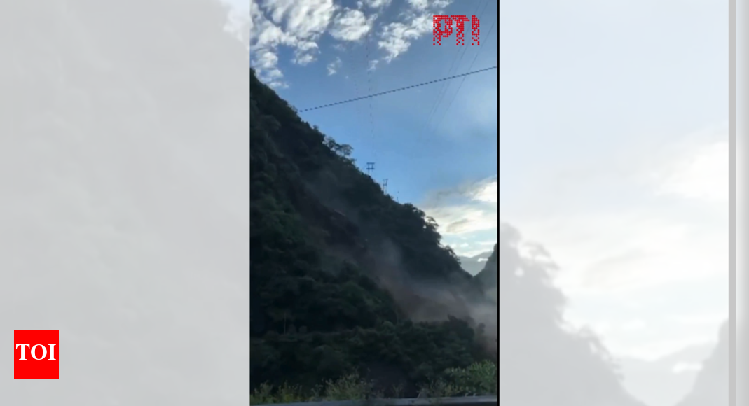 Himachal Pradesh: Landslide hits Chandigarh-Manali highway — Watch video