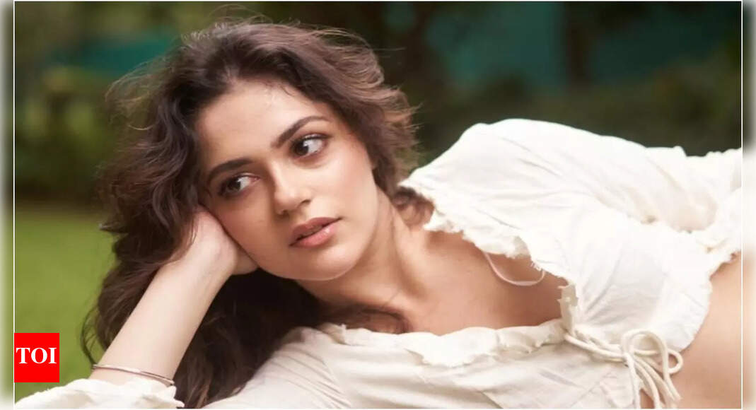 ‘Saiyaara’ star Aneet Padda on struggles; says she secretly recorded auditions; parents couldn’t afford Mumbai trips | Hindi Movie News – The Times of India