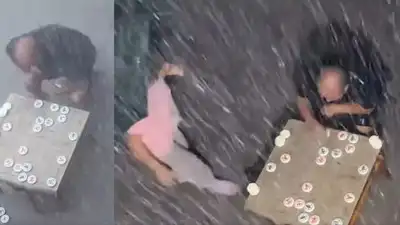  Chinese chess player spends 4 hours in heavy rain after loss; Hans Niemann, Anish Giri react