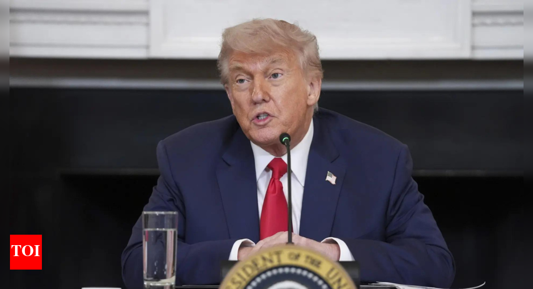 Tasteless trolls trend ‘Trump is dead’ amid health concerns – The Times of India Tasteless trolls trend ‘Trump is dead’ amid health concerns – The Times of India