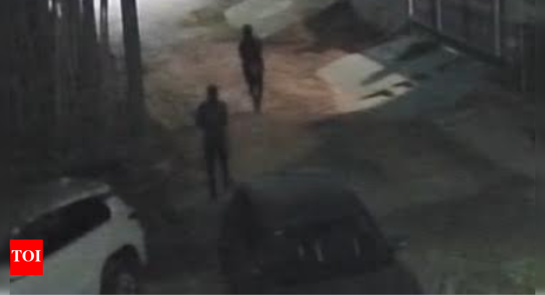 Masked men wielding weapons seen roaming in residential areas near Coimbatore at night