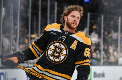 Is David Pastrnak a serious Hart and Rocket Richard Trophy contender in 2025-26?