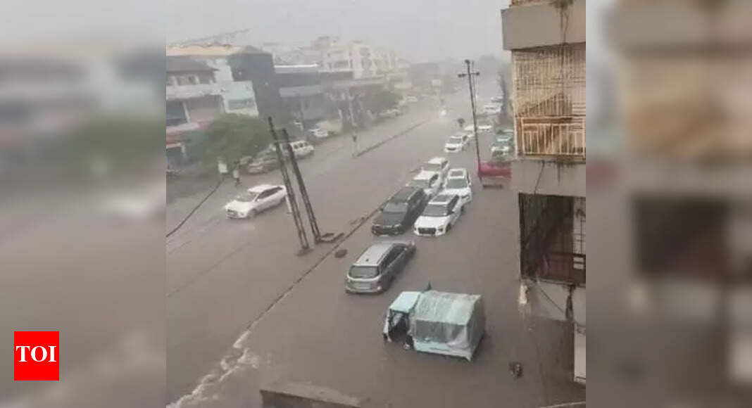 10 inches of rain burst leaves Halol flooded post image