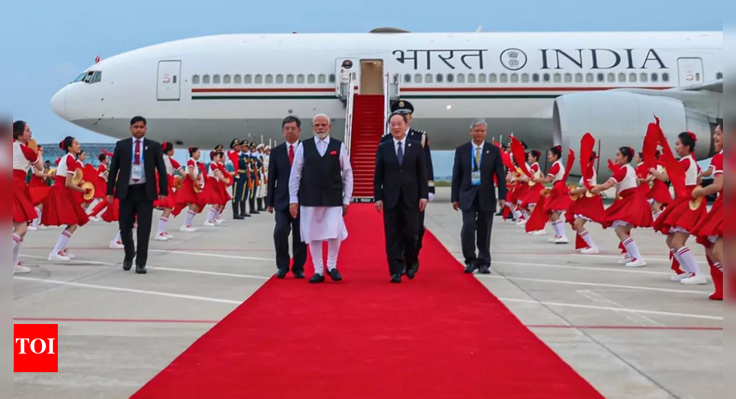 Modi meets Xi today amid global trade disruptions Modi meets Xi today amid global trade disruptions