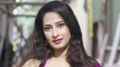 Pavitra Rishta fame Priya Marathe passes away at 38 after battle with cancer