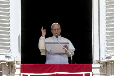 Pope condemns ‘pandemic of arms’: Prays for US school shooting victims; urges Ukraine ceasefire