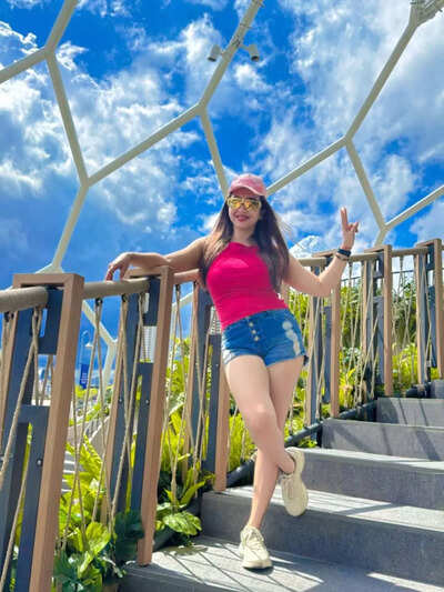 Koushani slays the perfect Vacation Look in Bright Summer Hues