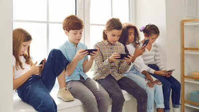 Study says too much screen time may harm kids’ hearts: Here’s how to keep them safe