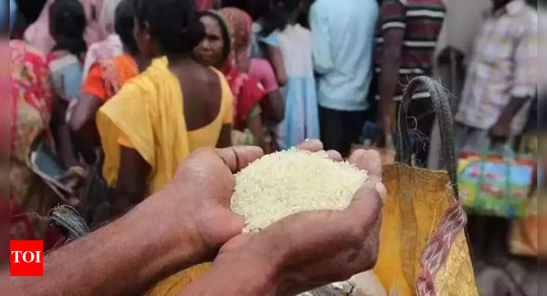 <div>Food minister to review states progress in removing ineligible free ration scheme beneficiaries today</div> <div>Food minister to review states' progress in removing ineligible free ration scheme beneficiaries today</div>