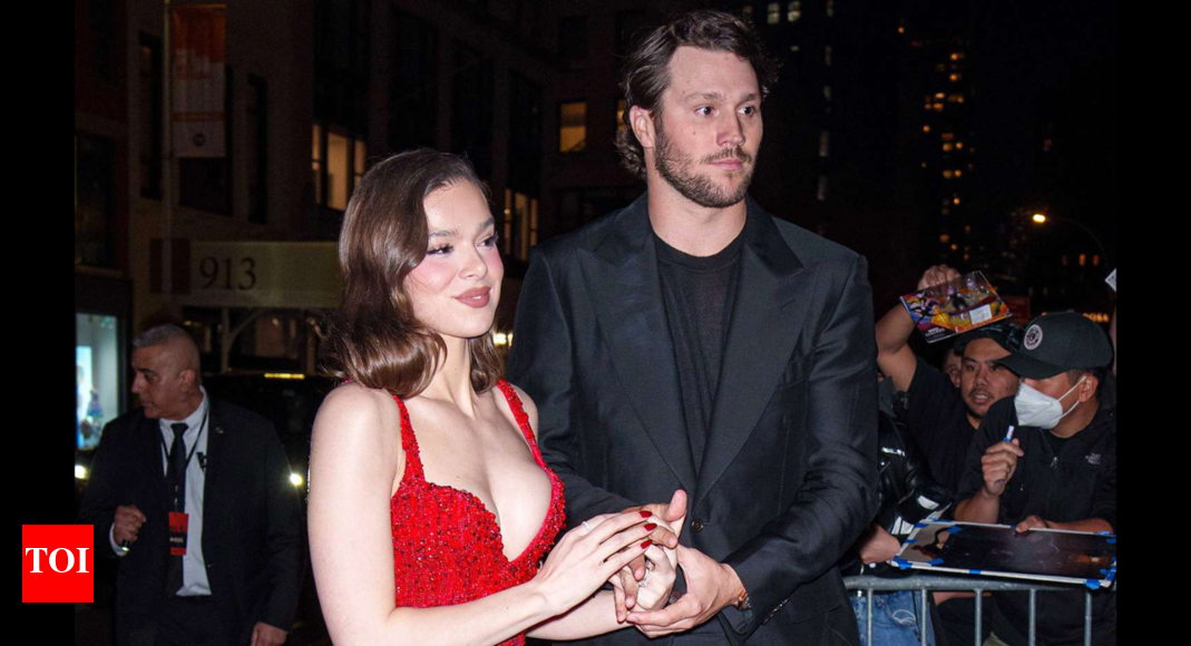 "Don't get wrapped up in this": Josh Allen's wife Hailee Steinfeld opens up about the advice that helped her handle fame as a teen actress