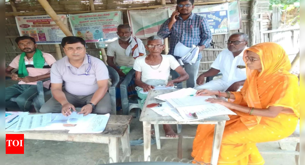2L file objections seeking their names struck off Bihar poll rolls 2L file objections seeking their names struck off Bihar poll rolls