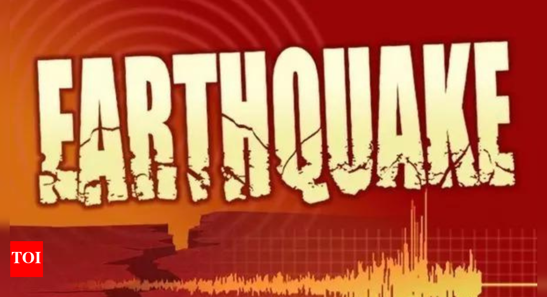 6.0 magnitude earthquake hits Afghanistan: Two children killed in roof collapse; tremors felt in Pakistan 6.0 magnitude earthquake hits Afghanistan: Two children killed in roof collapse; tremors felt in Pakistan