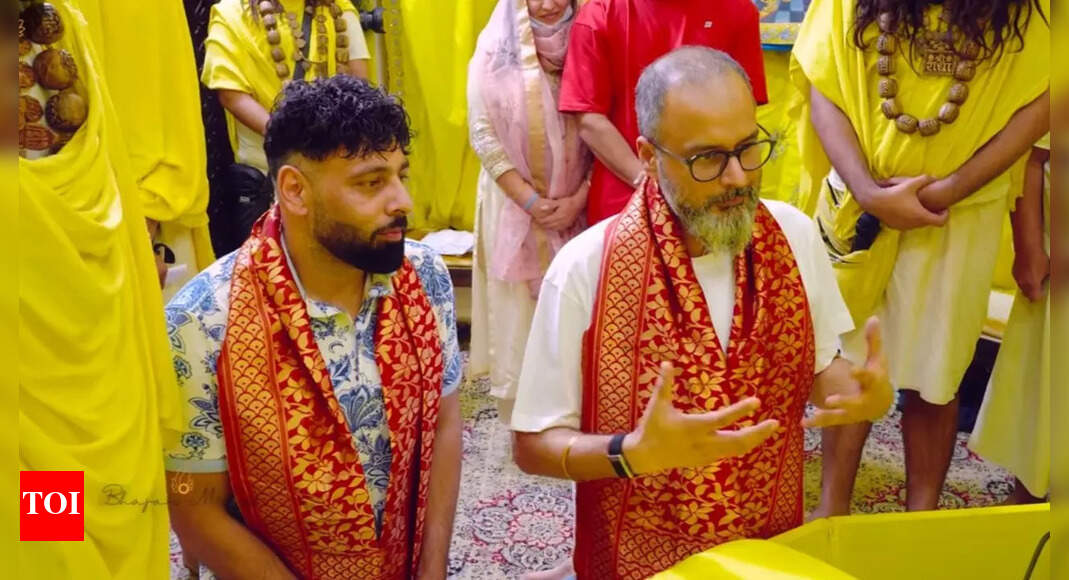 Badshah visits Premanand Maharaj in Vrindavan, listens quietly to guru’s wisdom on life: PICS | Hindi Movie News – The Times of India