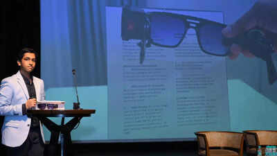 Teen innovator creates AI-powered wearables