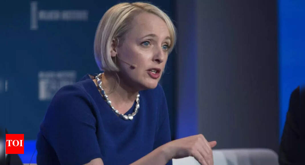 Accenture CEO Julie Sweet shares advice on what to avoid when offered a big job