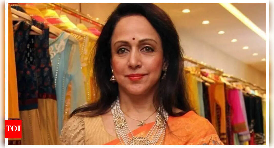 ‘Dream Girl’ Hema Malini buys luxury car worth Rs 75 lakh, performs puja | – The Times of India