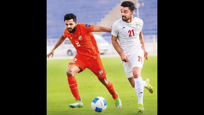 India falter in second half against Iran