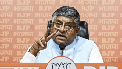 Rahul continuously lowering the dignity of LoP, claims BJP