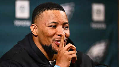 Saquon Barkley takes No. 1 spot on NFL Top 100 Players 2025 while Patrick Mahomes ranks unexpectedly low