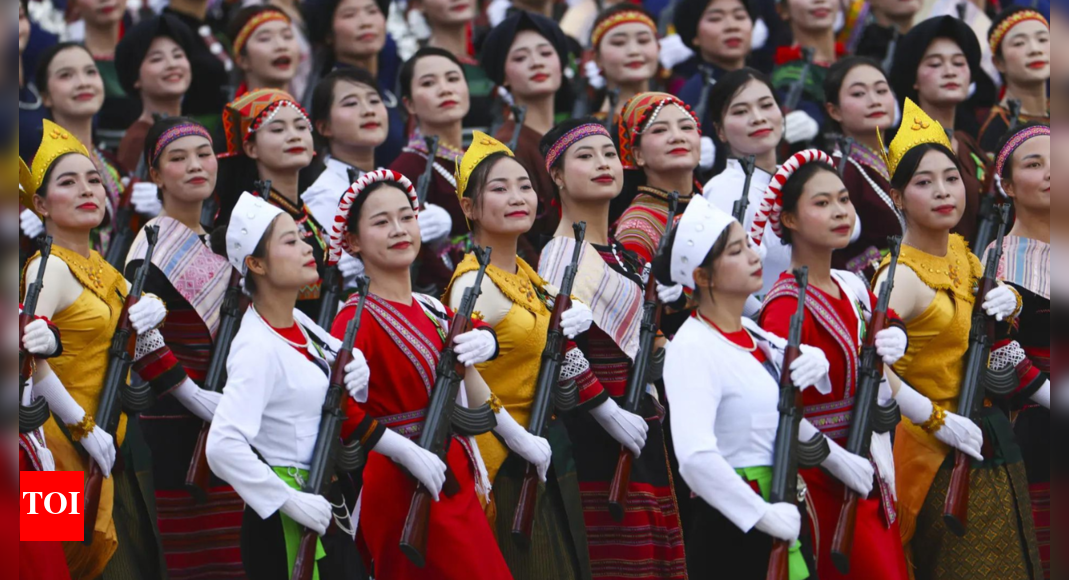 Vietnam turns 80: Youth celebrate Independence Day with flags, cheers and boba tea; tanks roar, jets fly over Ba Dinh Square