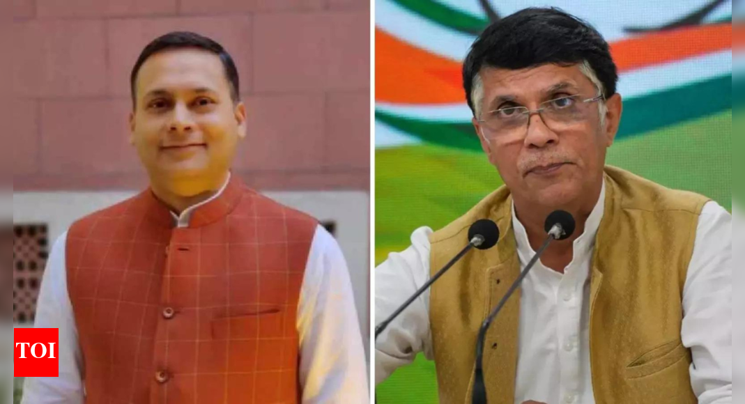Vote chori row: BJP says Pawan Khera holds 2 voter IDs; Congress leader uses charge to target EC Vote chori row: BJP says Pawan Khera holds 2 voter IDs; Congress leader uses charge to target EC