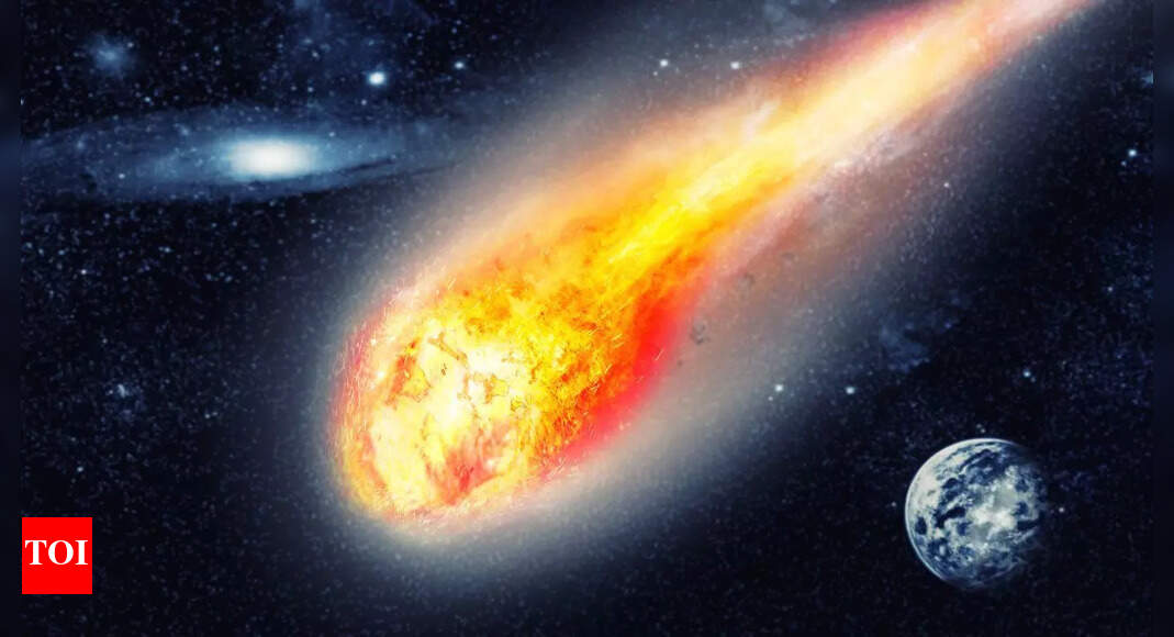 Asteroid QH16 safely passes Earth