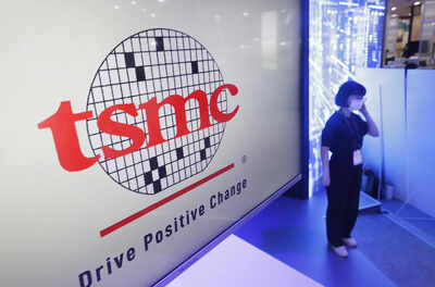 TSMC's 94-year-old billionaire founder Morris Chang on why leaving Texas Instruments was the important part of his success story
