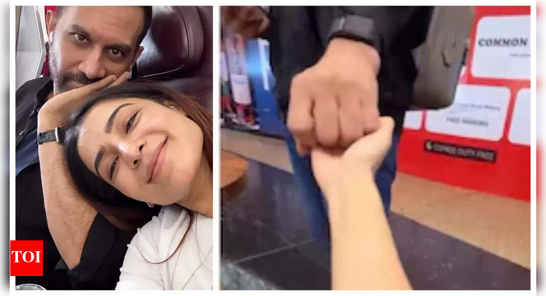 <div>Samantha holds a mans hand in video, fans feel its Raj Nidimoru</div> <div>Samantha holds a man's hand in video, fans feel it's Raj Nidimoru</div>