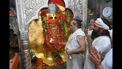 Devotees observe Budhwa Mangal