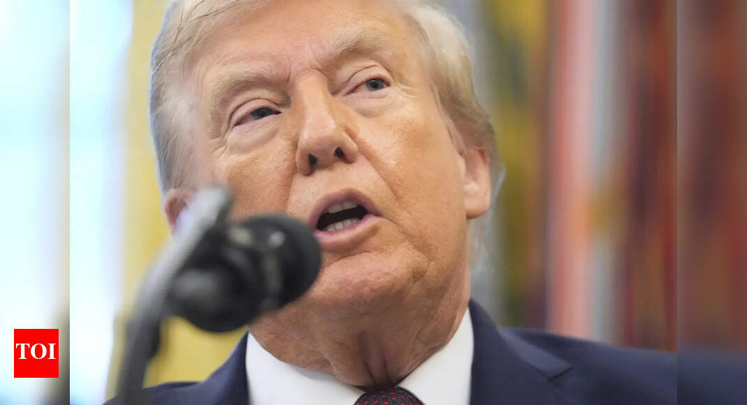 Trump: US forces ‘shot out’ narco-boat carrying drugs from Venezuela Trump: US forces ‘shot out’ narco-boat carrying drugs from Venezuela