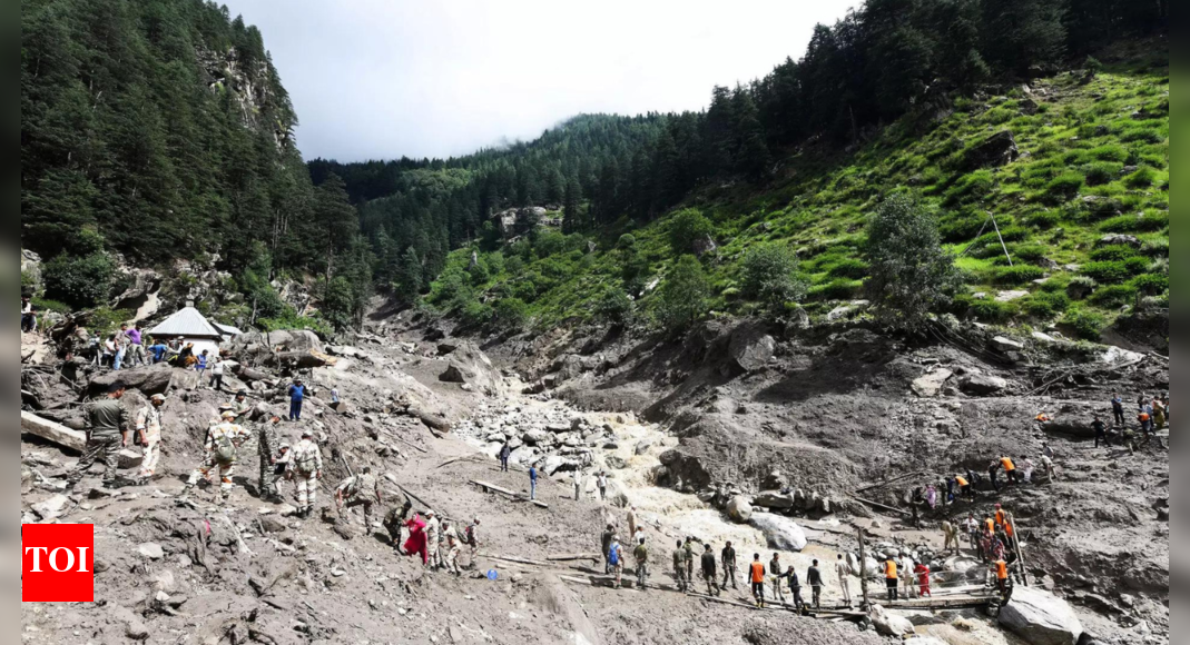 Twin cloudbursts led to Kishtwar tragedy: Deputy Commissioner Twin cloudbursts led to Kishtwar tragedy: Deputy Commissioner