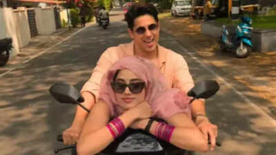El día 5 de la taquilla 'Absolute Beautiful': la foto de Sidhartha Malhotra-Janhvi Kapoor aumentó el martes; Ganando Rs 34 millones de rupias