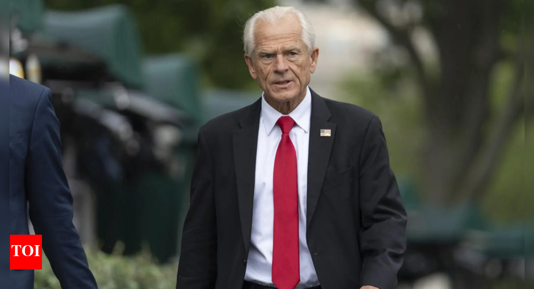 <div>Colonial-era trope: Hindu group flags Peter Navarros Brahmin remark; urges Donald Trump to sack him</div> <div>'Colonial-era trope': Hindu group flags Peter Navarro's Brahmin remark; urges Donald Trump to sack him</div>