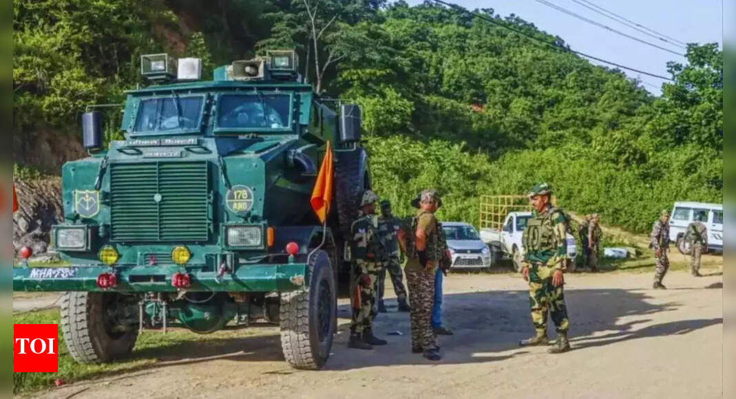 <div>Ahead of Modis visit, pact likely to halt operations against Manipur groups</div> <div>Ahead of Modi's visit, pact likely to halt operations against Manipur groups</div>