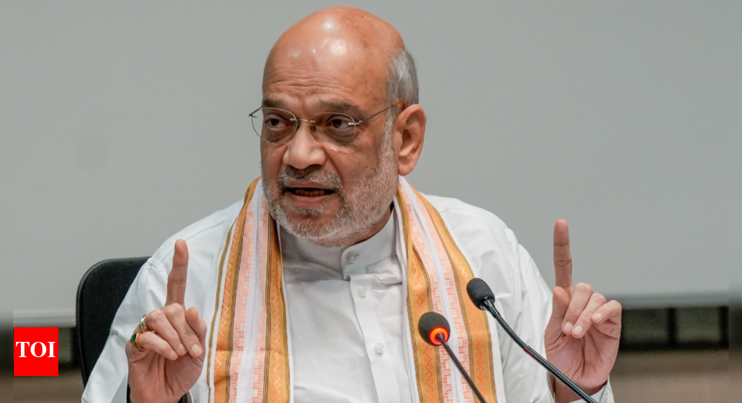 <div>Wont rest till Naxals wiped out, says Amit Shah</div> <div>Won't rest till Naxals wiped out, says Amit Shah</div>