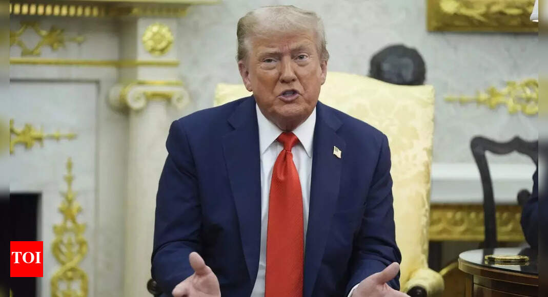 <div>Donald Trump faces tough Putin question: US president blasts reporter; cites India to justify stance</div> <div>Donald Trump faces tough Putin question: US president blasts reporter; cites 'India' to justify stance</div>