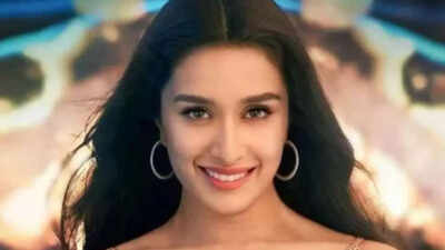 Shraddha Kapoor celebrates Shakti Kapoor’s birthday with 'Hero No 1' throwback; fans call it ‘Baapu Birthday Dhamaal’ - See pic
