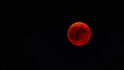 Kolkata gears up for lunar eclipse on Sunday