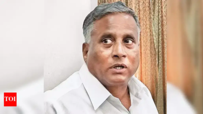 V. Somanna urges government to protect tradition during Dasara and address public issues