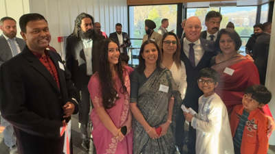 New Zealand PM Luxon receives Durga Puja invitation while engaging Christchurch Bengali community