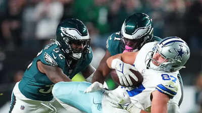  Philadelphia Eagles vs Dallas Cowboys, top players to look out for, predictions, and start timings