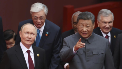  Trump laughs away Chinese humiliation as critics unload on flippant President