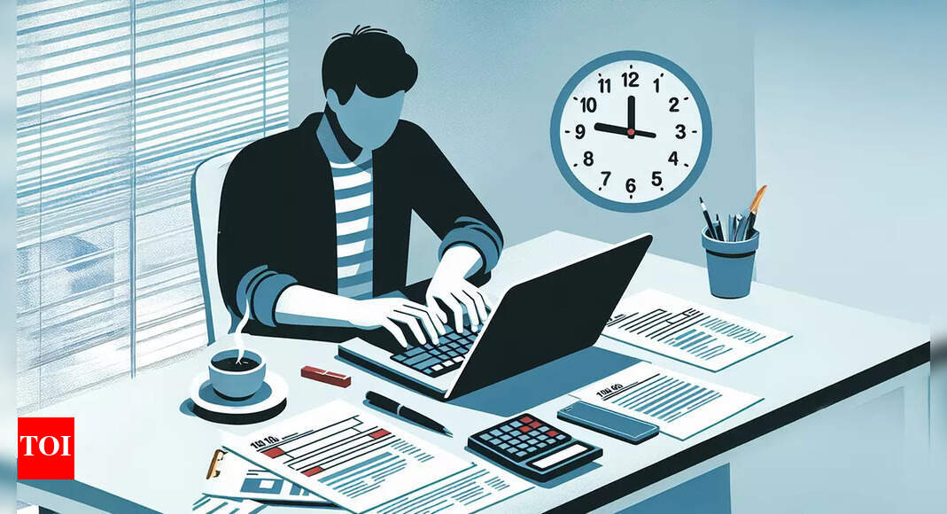 ITR filing FY 2024-25: Don’t miss filing Form 10-IEA if switching tax regimes – here’s why – The Times of India